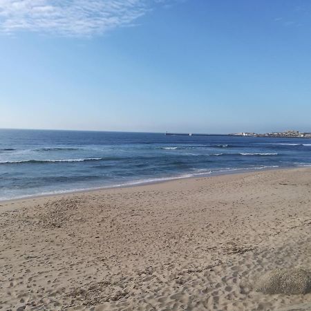 Vila Do Conde Holidays Flat Areia  Bagian luar foto