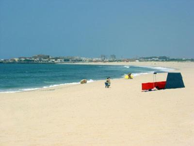 Vila Do Conde Holidays Flat Areia  Bagian luar foto